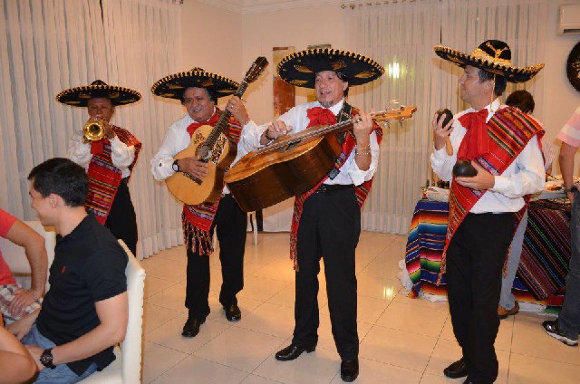 Foto 1 - Grupo mexicano musicos mariachis do brasil